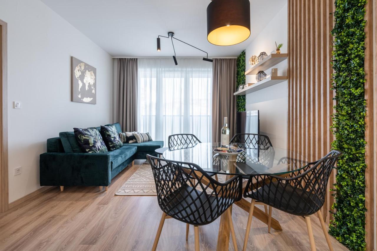 Westside River Apartment Budapest Exterior photo