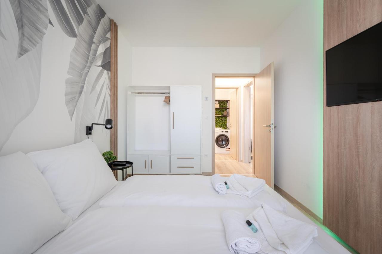 Westside River Apartment Budapest Exterior photo